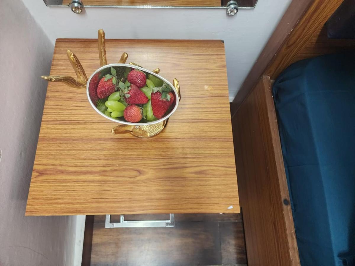 Appartement Homlee-best Value Flat With Kitchen Near Metro New Delhi