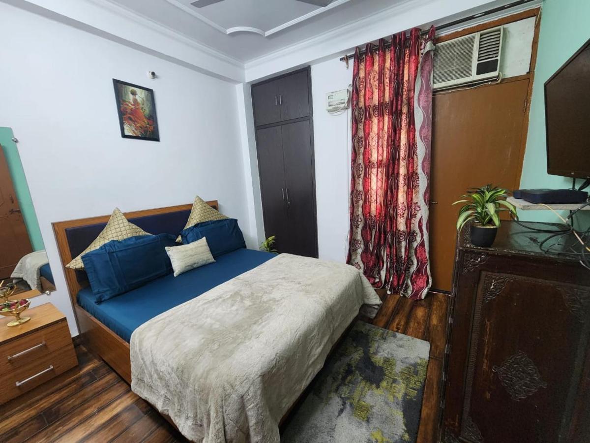 Homlee-best Value Flat With Kitchen Near Metro Appartement New Delhi