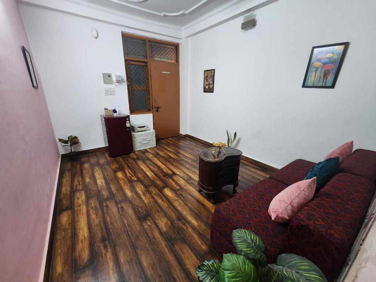 Homlee-best Value Flat With Kitchen Near Metro Appartement