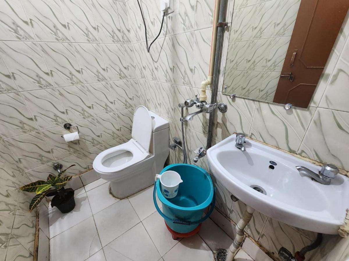 Homlee-best Value Flat With Kitchen Near Metro Appartement